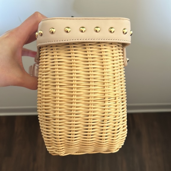 BTB Los Angeles Mason Crossbody in Pink - Picture 7 of 13